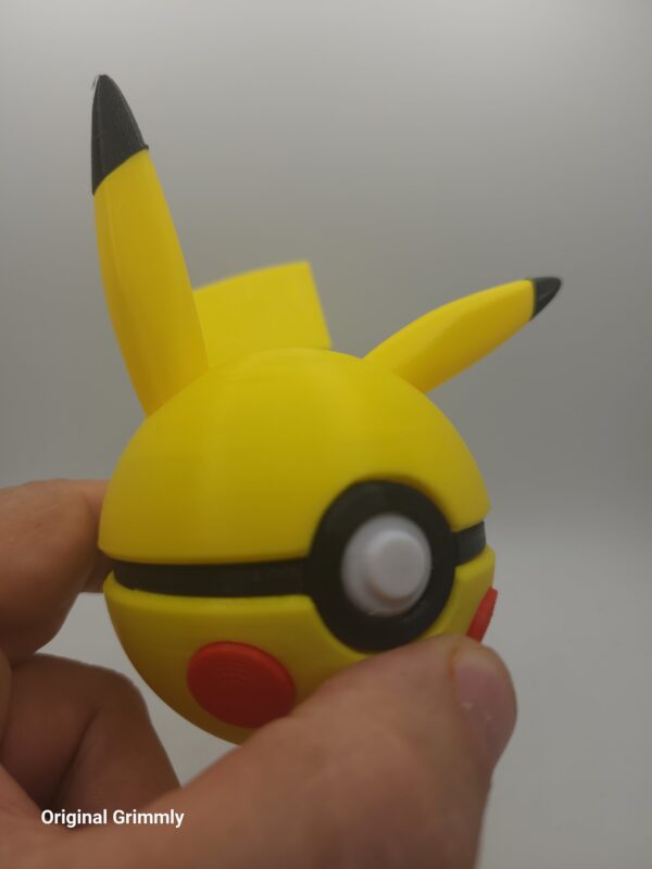 Pikachu Poke'ball & Clicker